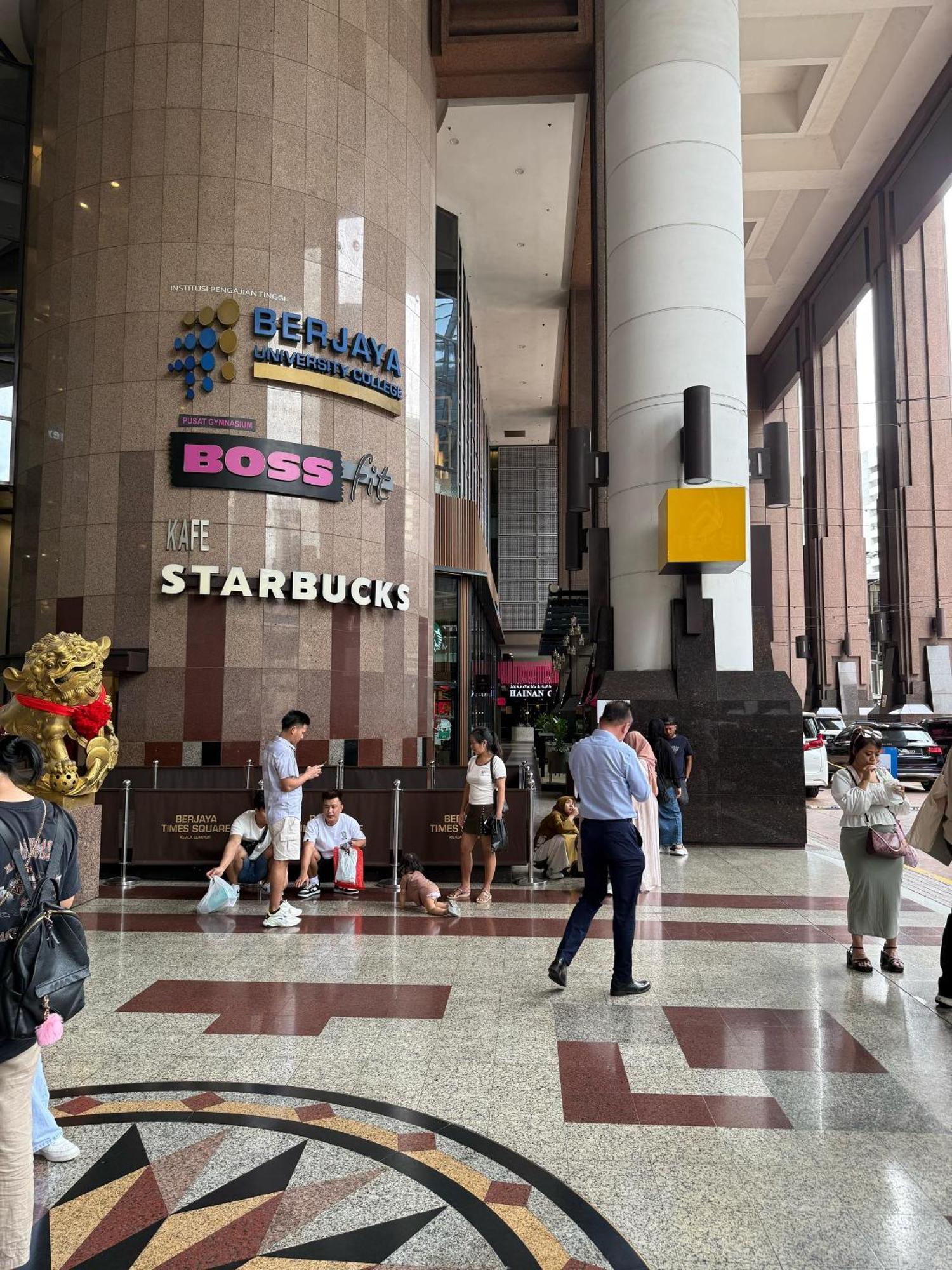 Glorious Service At Times Square Kl