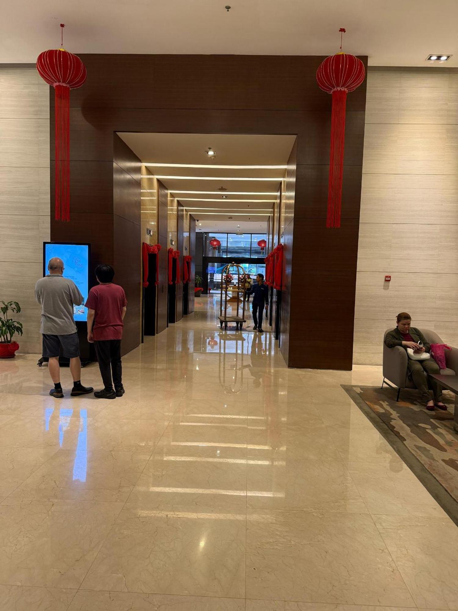 Glorious Service At Times Square Kl Apartment