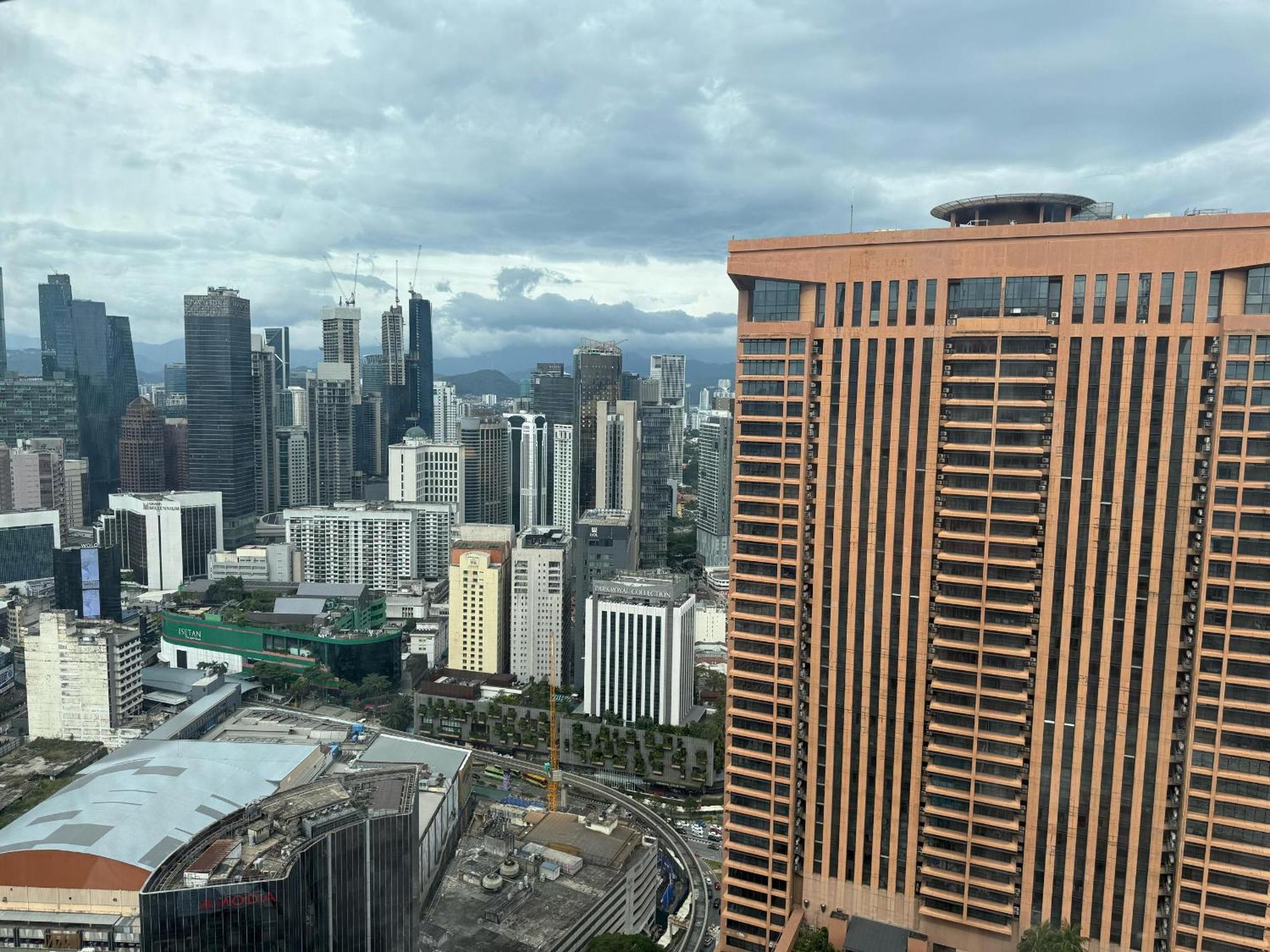 Pangsapuri Glorious Service At Times Square Kl *
