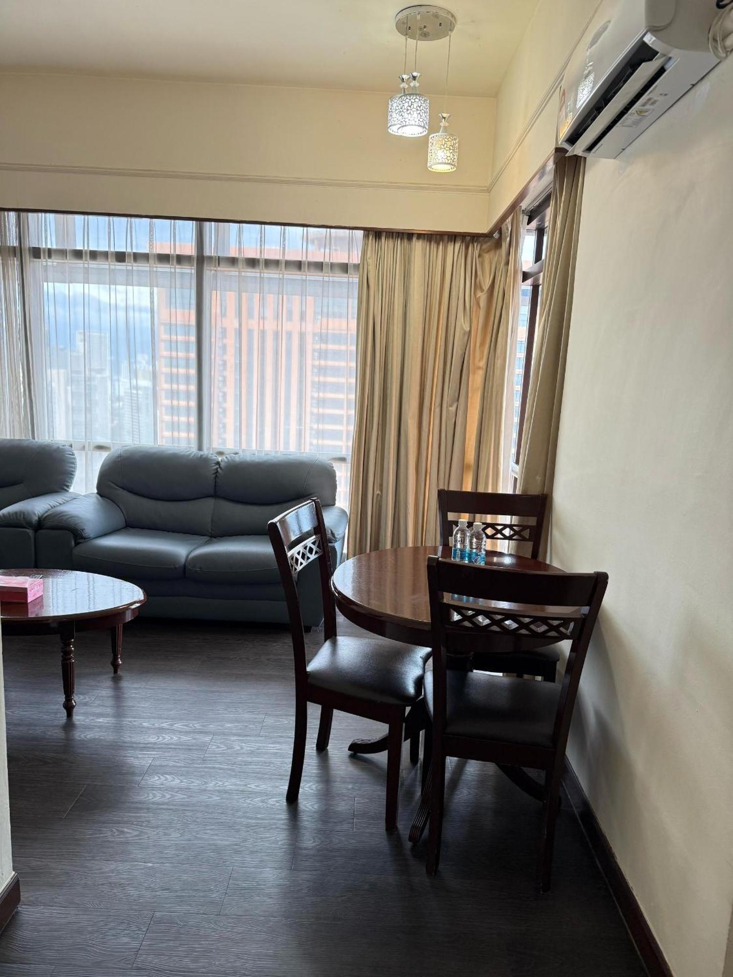 Pangsapuri Glorious Service At Times Square Kl