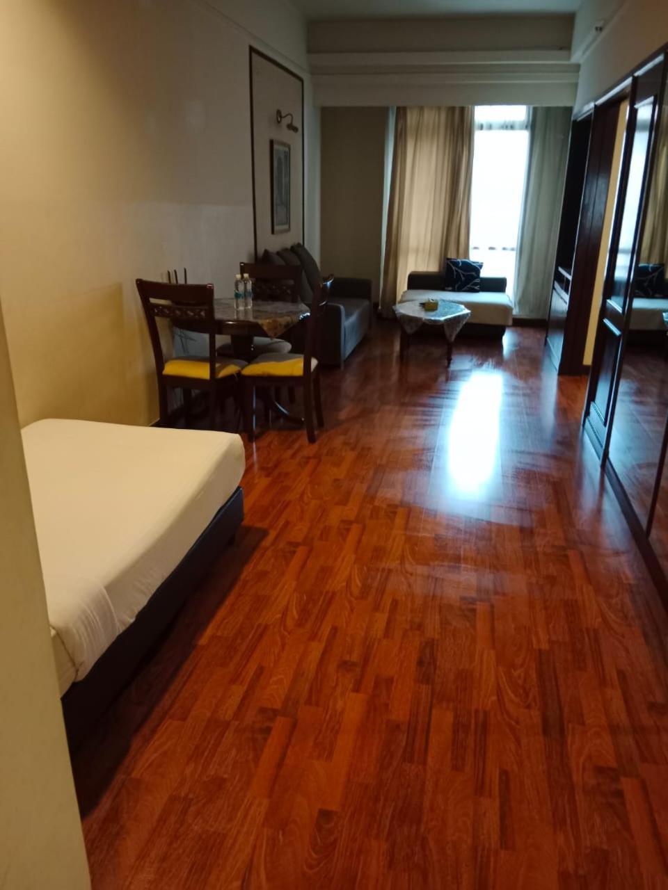 Pangsapuri Glorious Service At Times Square Kl *